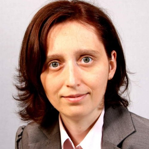 Portrait Anett Huebner